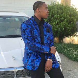 Meet your Posher, Devin